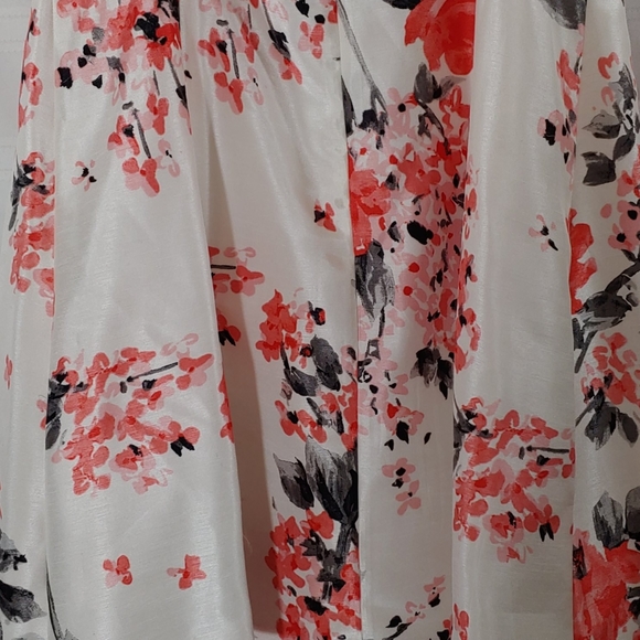 Jessica H Dress - Picture 8 of 8